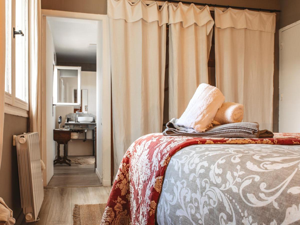 Bédouès La Petite Auberge De Virginie מראה חיצוני תמונה